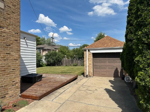 Building Photo - 4151 N Oriole Ave