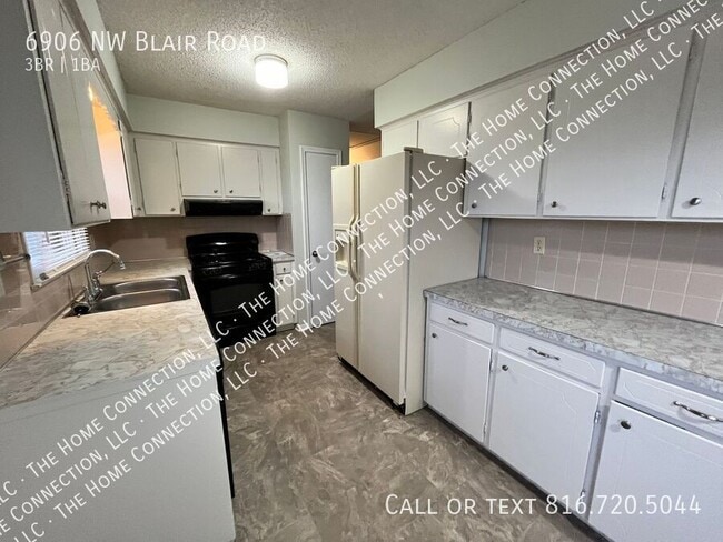 Building Photo - 6906 NW Blair Rd