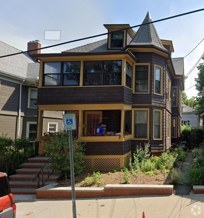 Building Photo - 52 Mt Pleasant St
