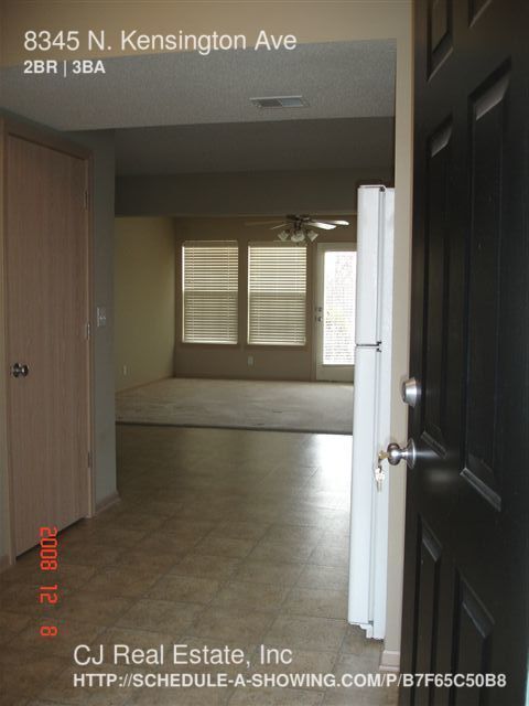 Foto del edificio - 8345 N Kensington Ave