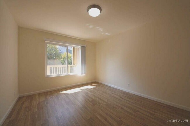 Foto del edificio - 1915 Greenwich St