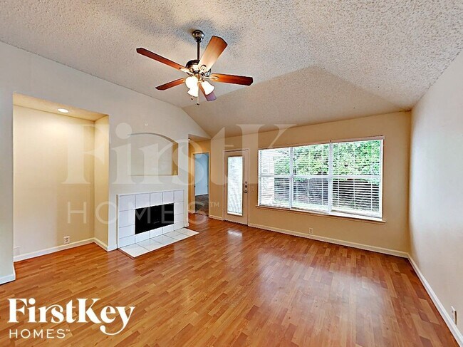 Foto del edificio - 1003 Prado Real Dr