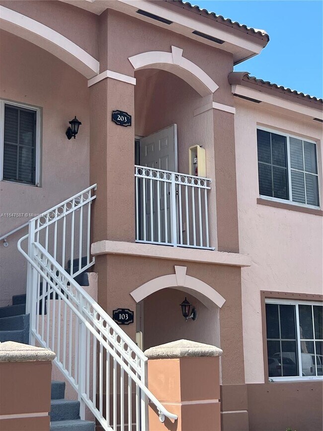 Foto del edificio - 1270 SE 26th St
