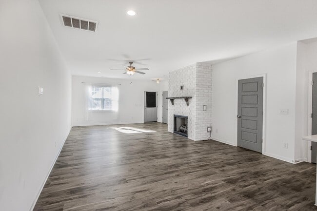 Foto del edificio - 747 Hadstock Path