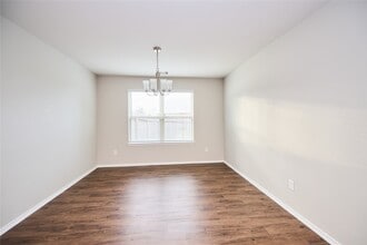 Building Photo - 13918 Nicolet Arbor Ln