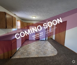 Building Photo - 695 N 25th St
