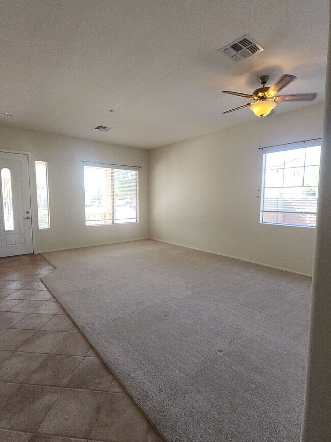 Building Photo - "Charming 3-Bed with 2 Full Baths and 2,162 Sq Ft of Comfort in Vistancia Village Peoria, AZ!"
