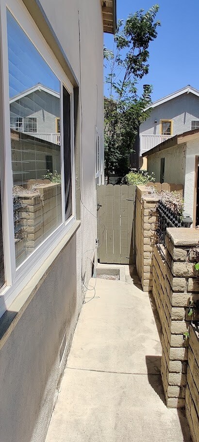 Building Photo - 1532 Stanford Ave