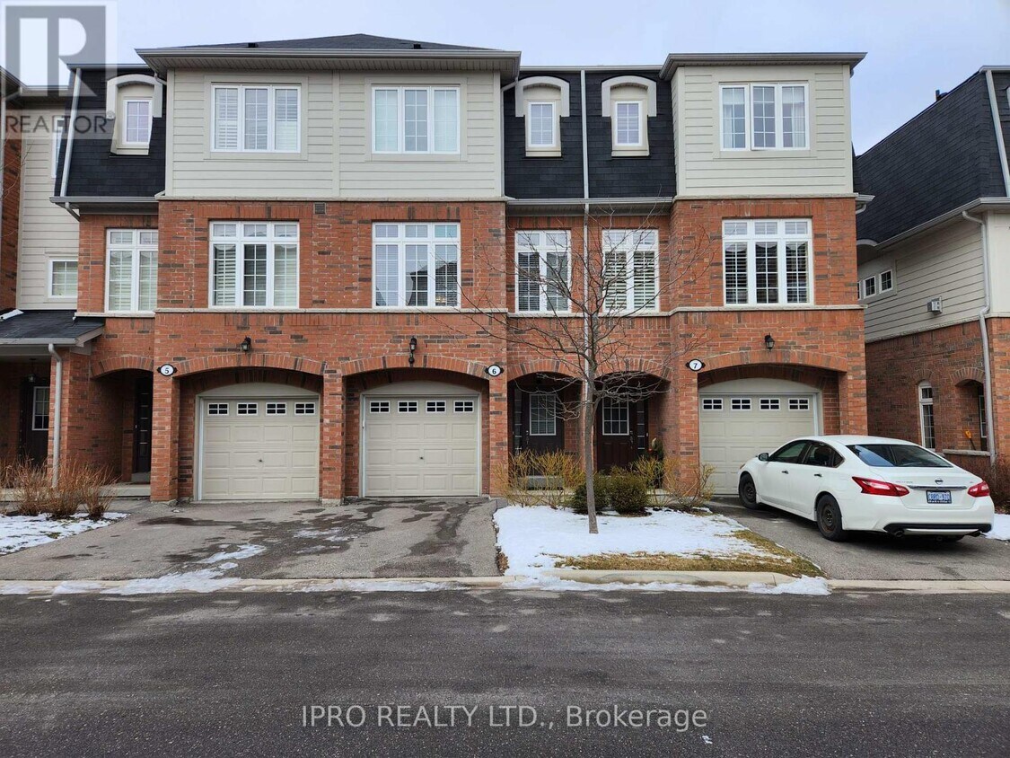 Photo principale - 1137-1137 Haig Blvd