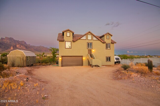 Foto del edificio - 27 N Muleshoe Rd