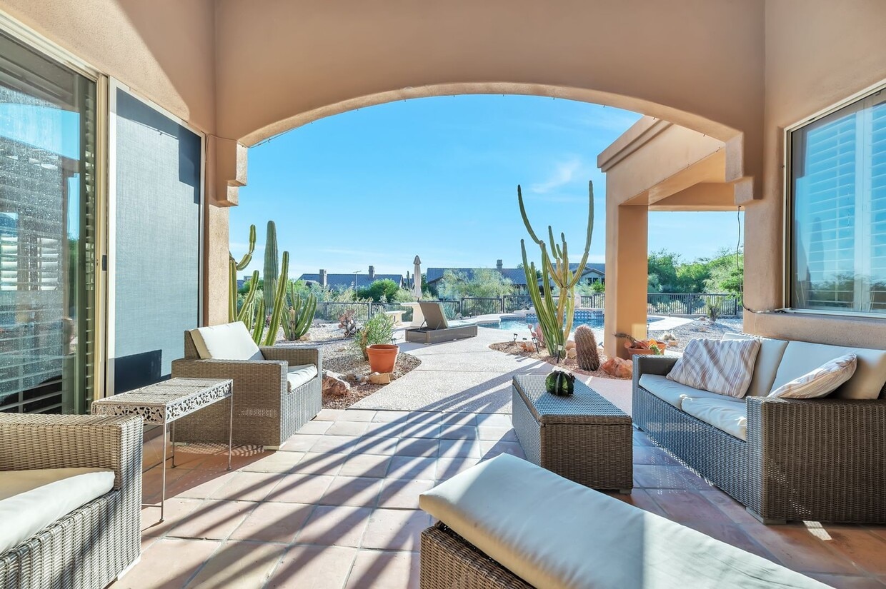 Foto principal - Discover Luxury Living at McDowell Mountai...