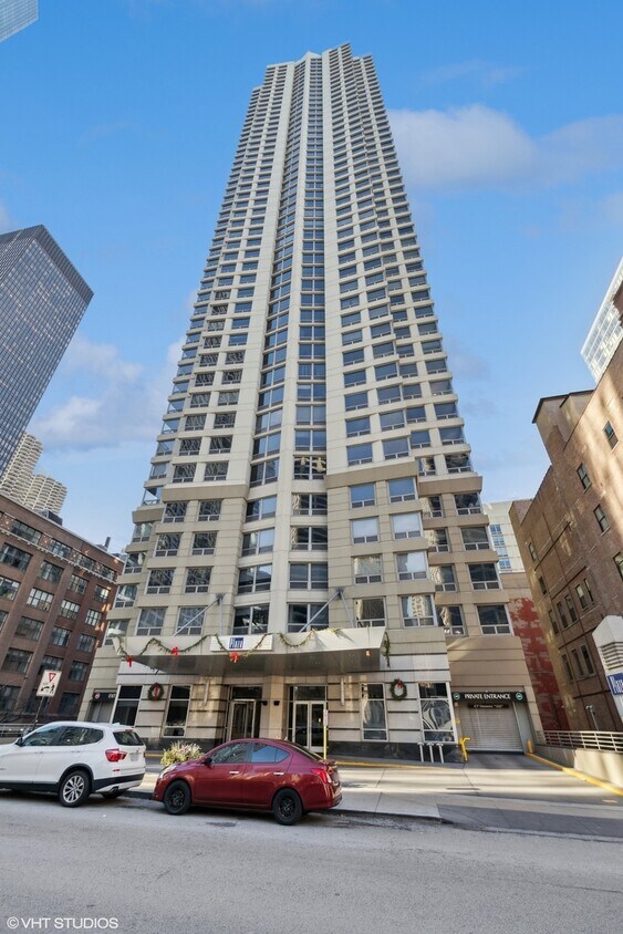 Foto principal - 440 N Wabash Ave