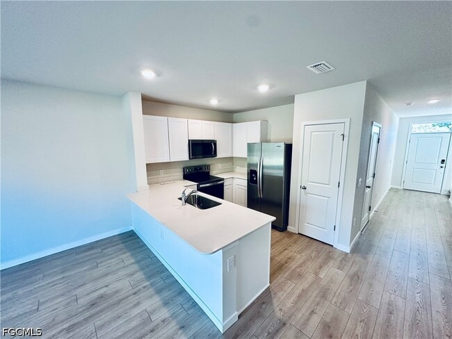 Foto del edificio - 8471 Everly Preserve Dr