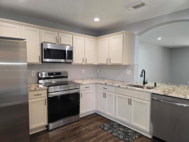 Foto del edificio - 6132 Southard St