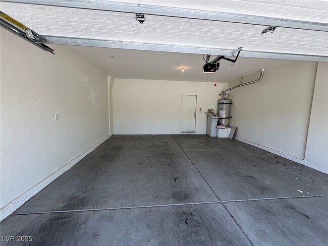 Building Photo - 355 Andy Wheeler Dr