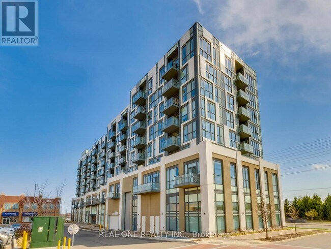 Building Photo - 509 Dundas St W