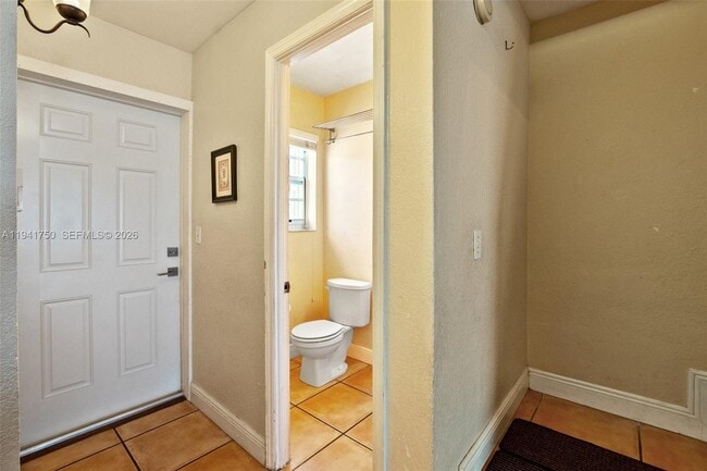 Foto del edificio - 6703 N Kendall Dr