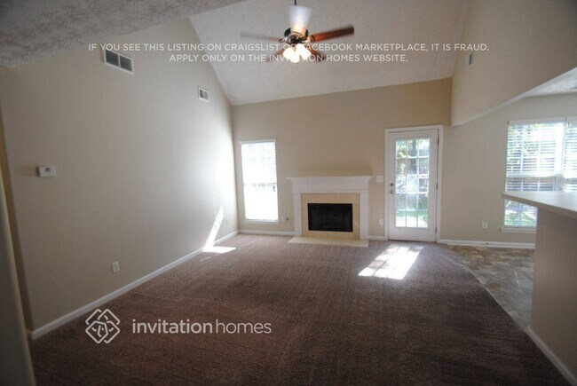 Building Photo - 783 Mesa Rd