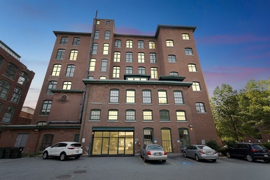 Foto principal - 200 Market St