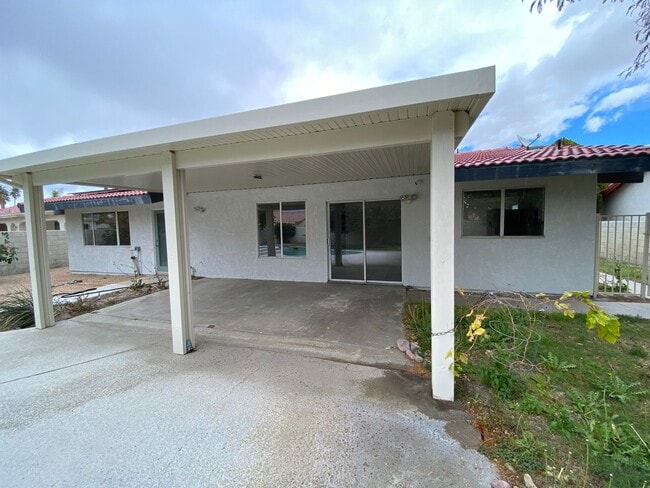 Building Photo - 68305 Encinitas Rd