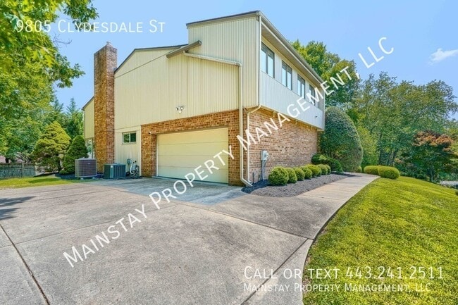 Building Photo - 9805 Clydesdale St
