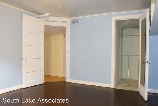 Building Photo - 4120 Burke Ave N