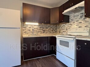 Building Photo - 2305 Alfalfa Ln