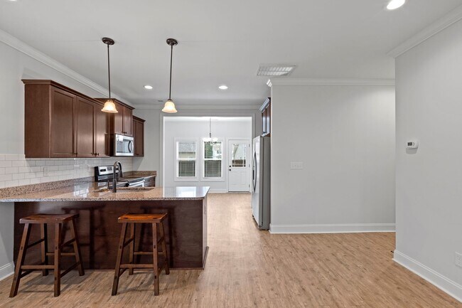 Foto del edificio - Welcome to Marsh Haven!