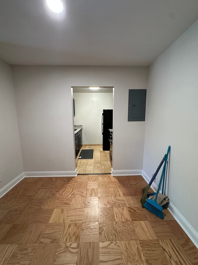 Building Photo - 10850 Green Mountain Cir