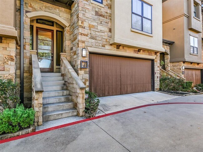 Foto del edificio - 6533 E Hill Dr