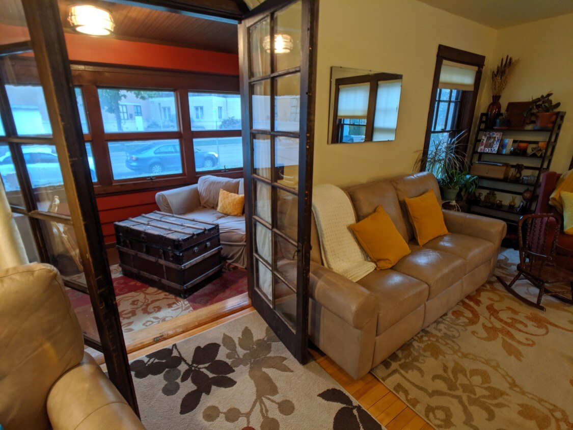 Foto principal - 1812 W Lawn Ave