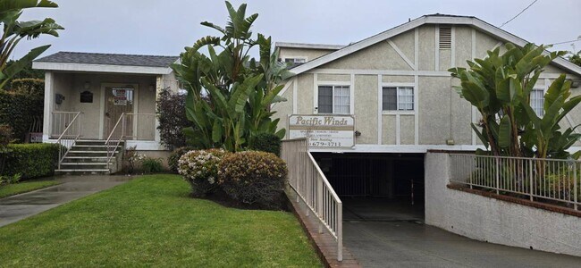 Building Photo - Pacific Winds Apartments