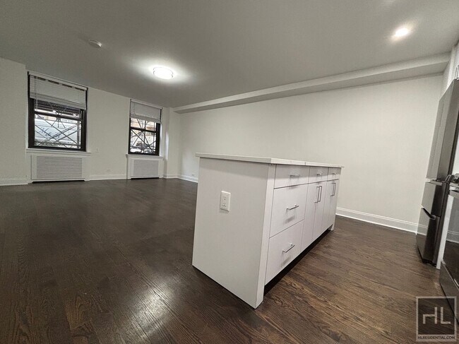 Foto del edificio - FIFTH AVENUE