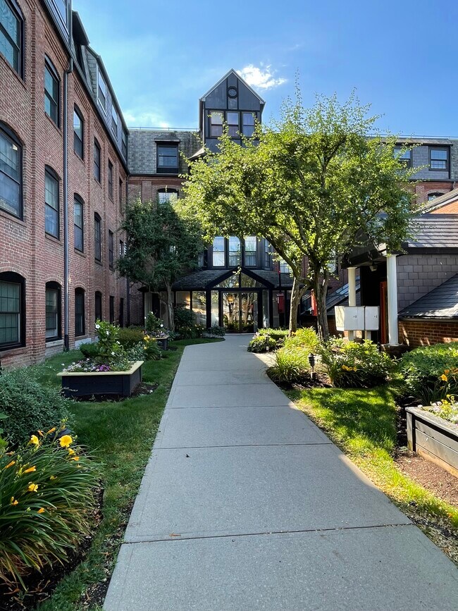 Foto del edificio - 21 Linden St