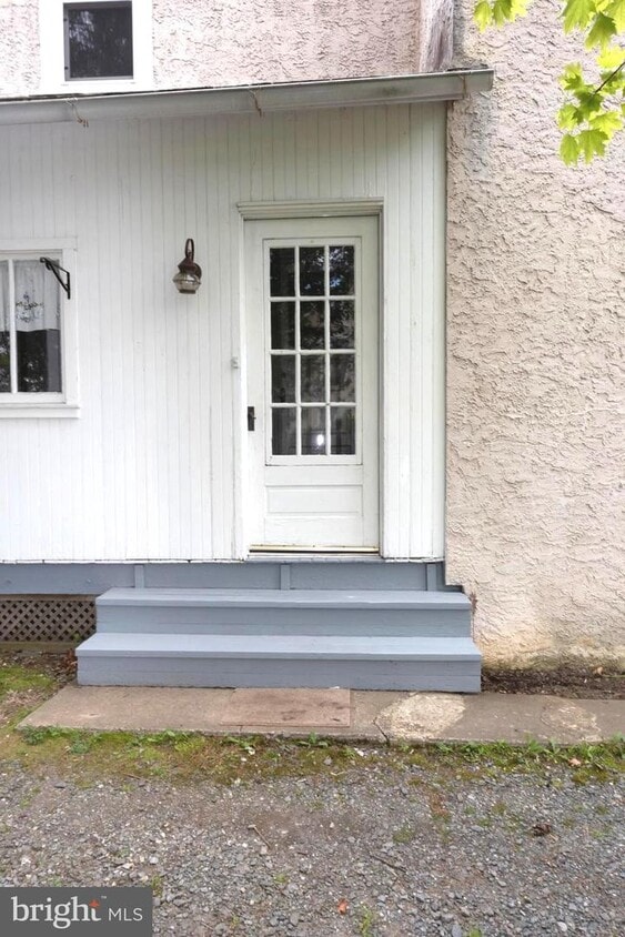 1487 S Old Bethlehem Pike, Quakertown, PA 18951 House Rental in