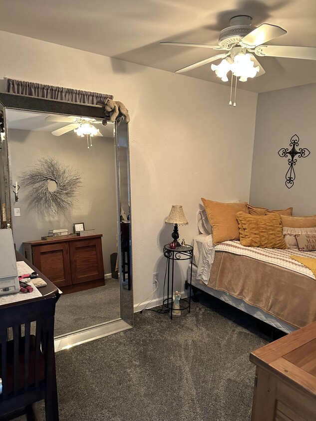 Foto principal - 1532 Thalia Ave