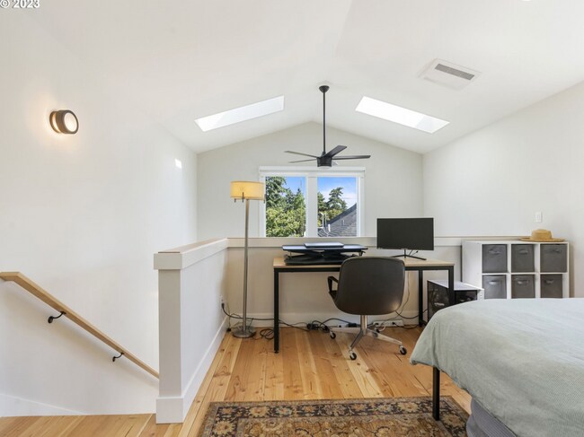 Foto del edificio - 6132 SE Ramona St