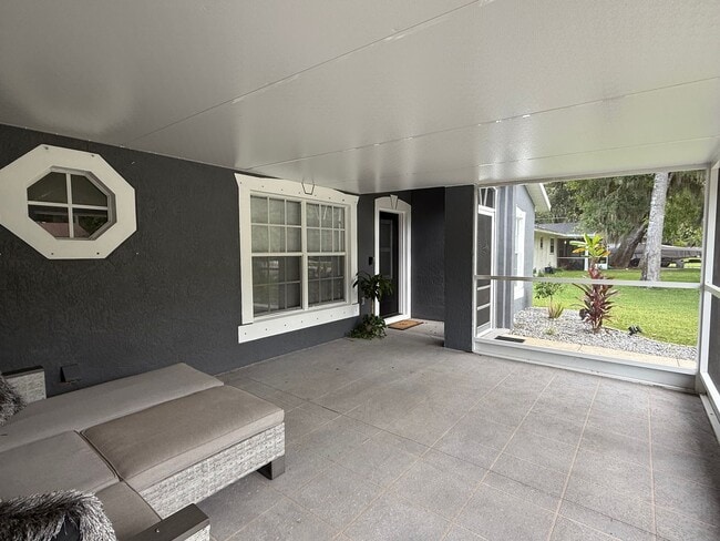 Foto del edificio - Beautifully updated 3-bedroom, 2-bath home