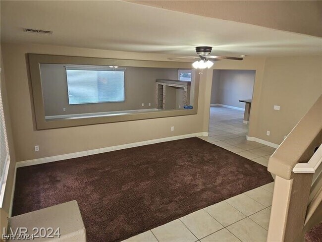 Building Photo - 10990 Fishers Island St
