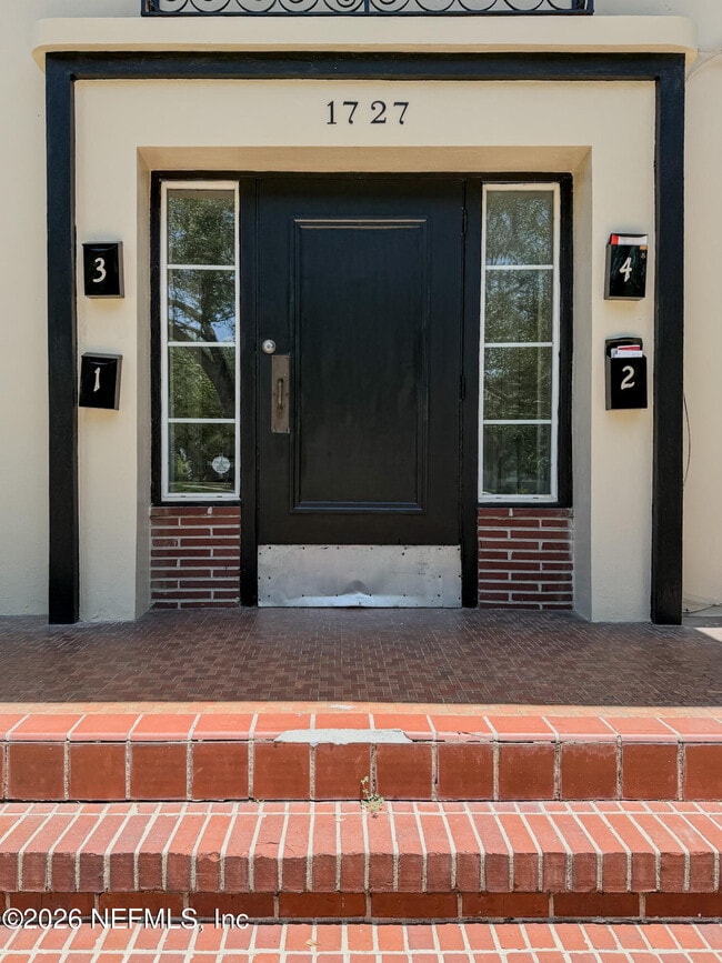 Foto del edificio - 1727 San Marco Blvd