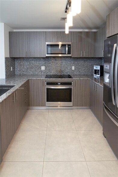 Building Photo - 5350 NW 84th Ave