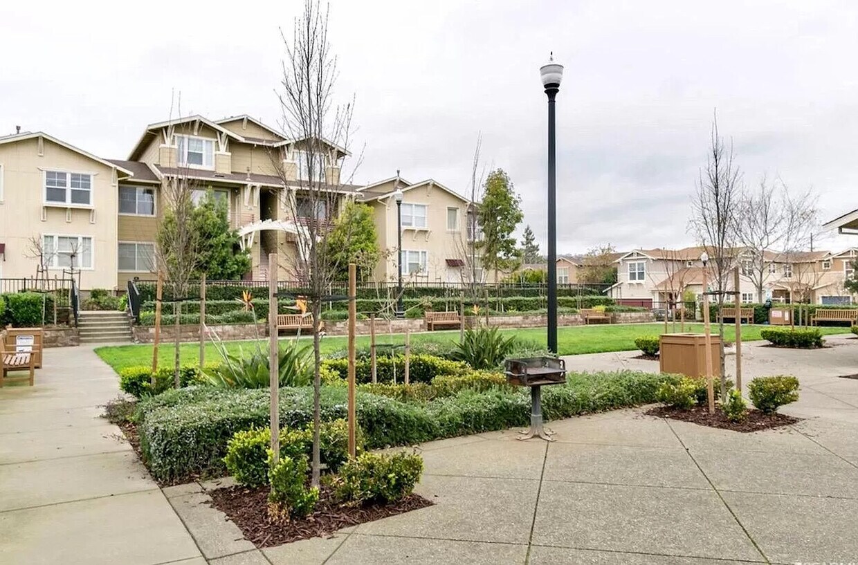 Foto principal - 1547 Chandler St