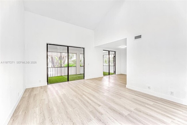 Building Photo - 7829 La Mirada Dr