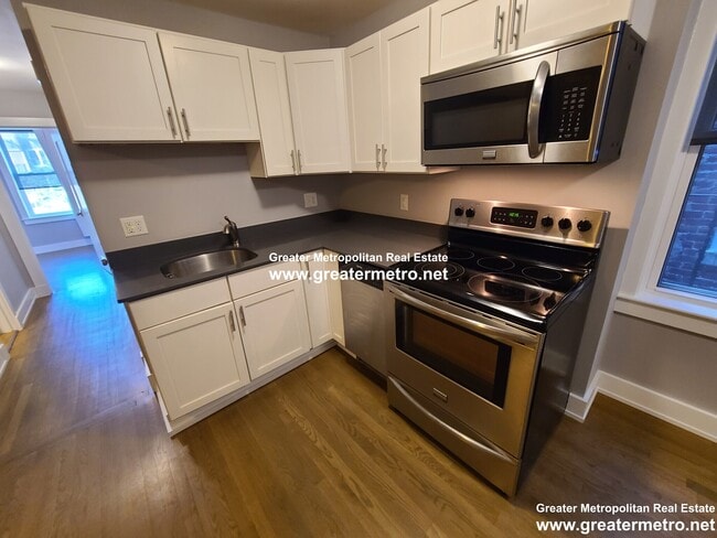 Building Photo - 27 N Margin St