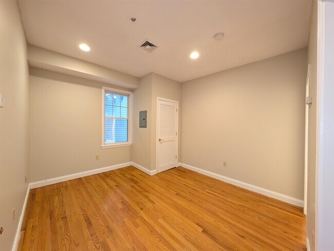 Foto del edificio - 470 Green St