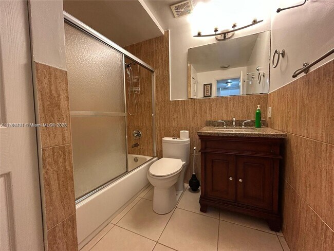 Foto del edificio - 12890 NE 8th Ave