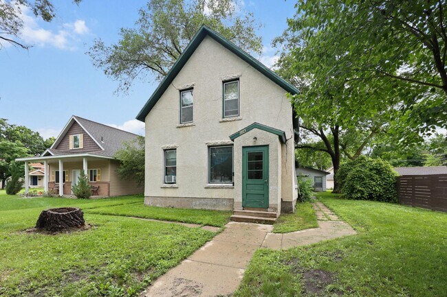 Foto del edificio - 226 3rd Ave NE
