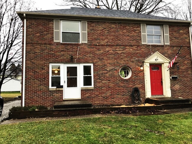 Building Photo - 59 S Pershing Ave