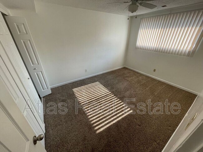 Foto del edificio - 6257 Estes St