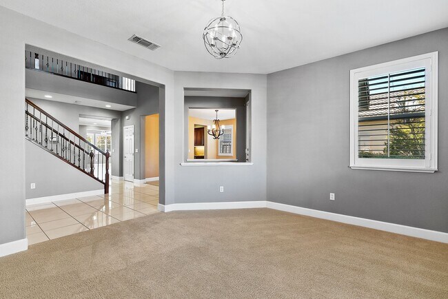 Foto del edificio - 1081 Clear Lake Dr